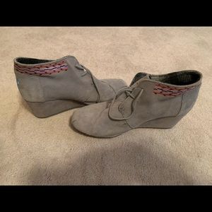 Toms Wedges size 12